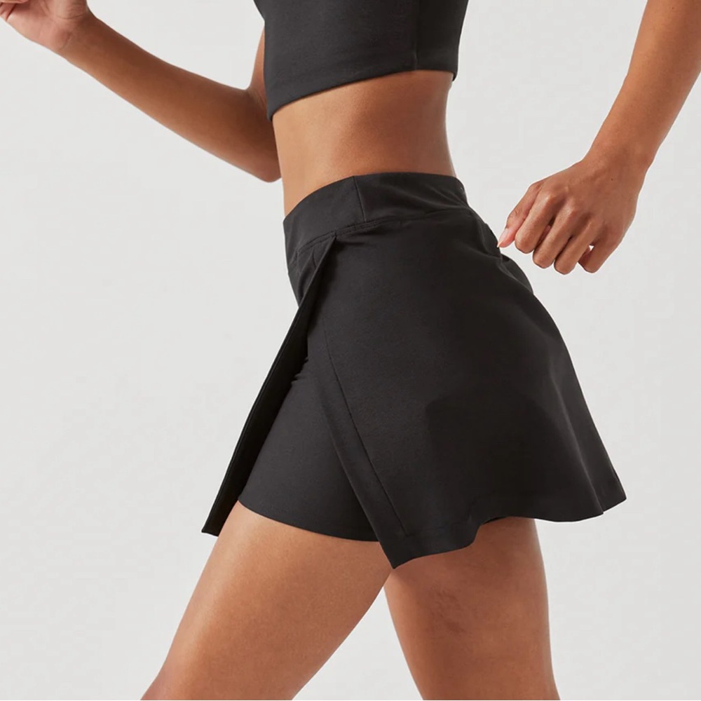 Outdoor Voices Court Skort black size S never worn
